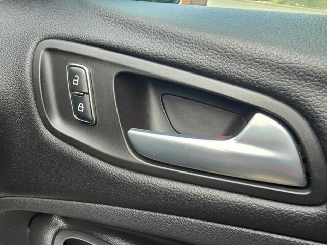 Сірий Форд Куга, об'ємом двигуна 1.6 л та пробігом 172 тис. км за 7900 $, фото 18 на Automoto.ua