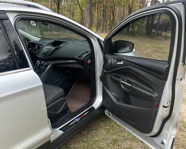 Форд Куга 2014 в Коростышеве на Automoto.ua Серый Форд Куга, объемом двигателя 2 л и пробегом 183 тыс. км за 13300 $, фото 21 на Automoto.ua