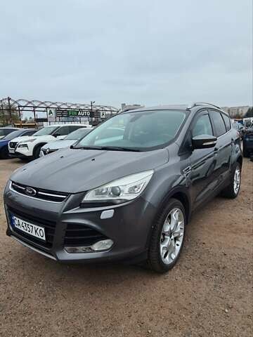 Серый Форд Куга, объемом двигателя 2 л и пробегом 197 тыс. км за 12950 $, фото 4 на Automoto.ua