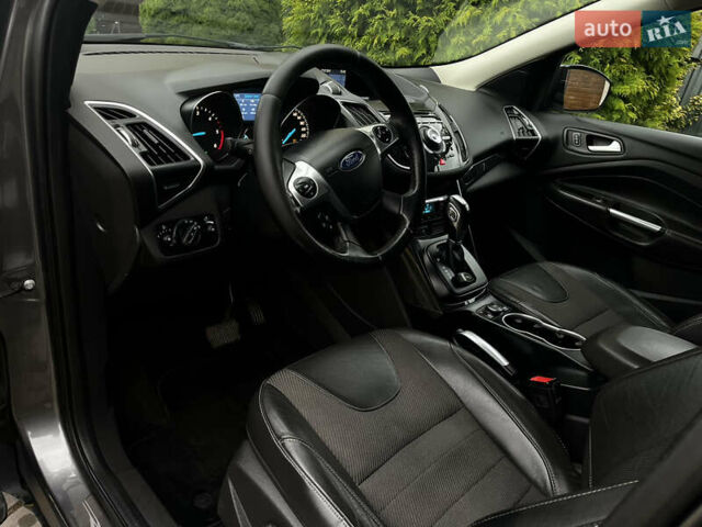 Серый Форд Куга, объемом двигателя 2 л и пробегом 219 тыс. км за 11750 $, фото 27 на Automoto.ua