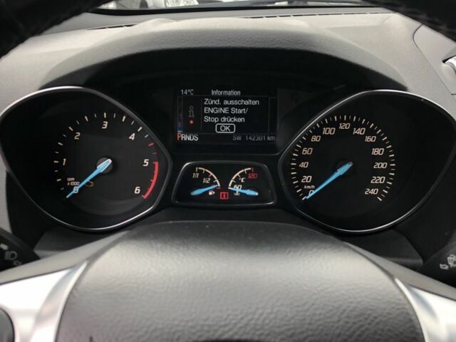 Серый Форд Куга, объемом двигателя 2 л и пробегом 142 тыс. км за 4313 $, фото 12 на Automoto.ua