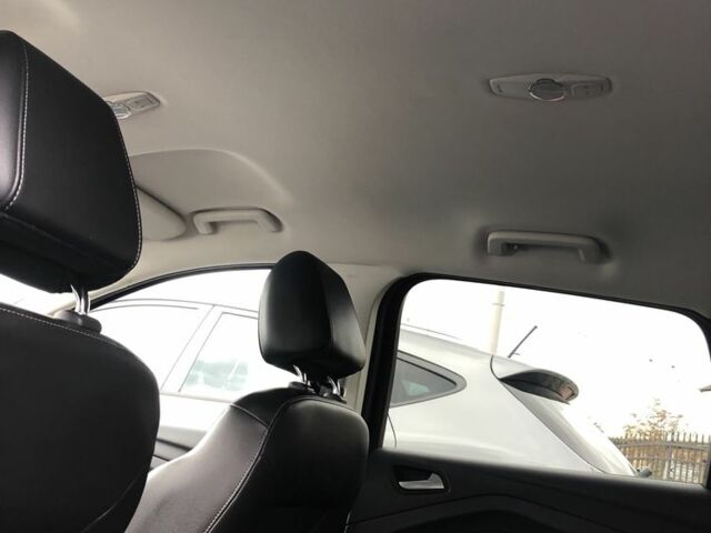 Серый Форд Куга, объемом двигателя 2 л и пробегом 142 тыс. км за 4313 $, фото 18 на Automoto.ua