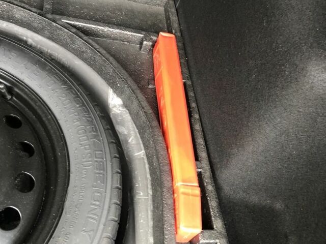 Серый Форд Куга, объемом двигателя 2 л и пробегом 142 тыс. км за 4313 $, фото 20 на Automoto.ua