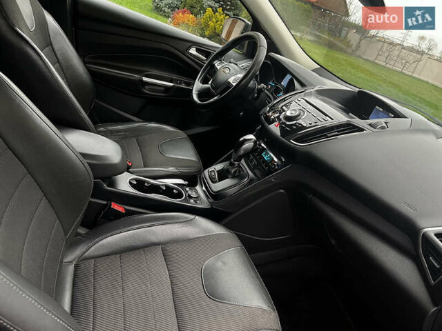 Серый Форд Куга, объемом двигателя 2 л и пробегом 219 тыс. км за 11750 $, фото 32 на Automoto.ua