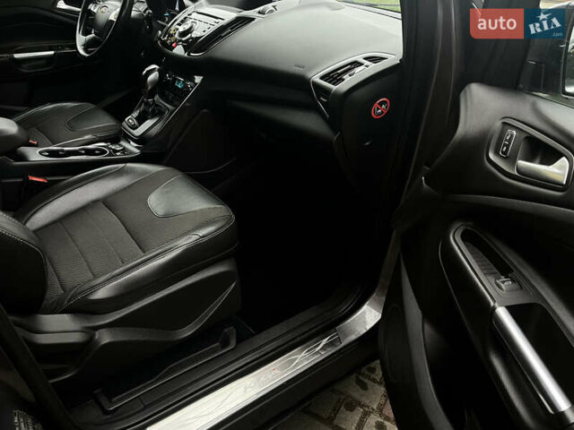 Серый Форд Куга, объемом двигателя 2 л и пробегом 219 тыс. км за 11750 $, фото 31 на Automoto.ua