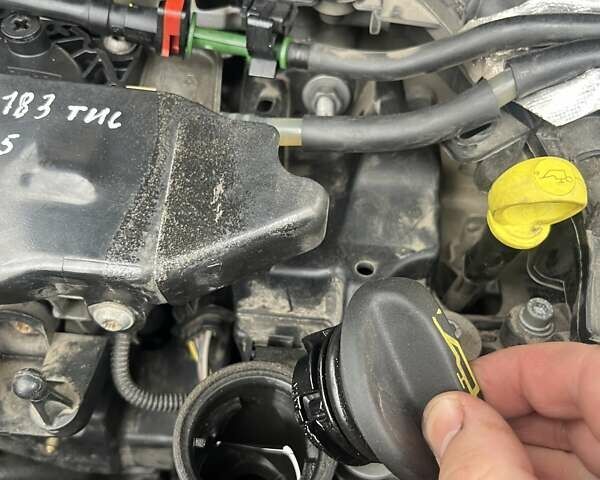 Форд Куга 2014 в Коростышеве на Automoto.ua Серый Форд Куга, объемом двигателя 2 л и пробегом 183 тыс. км за 13300 $, фото 16 на Automoto.ua