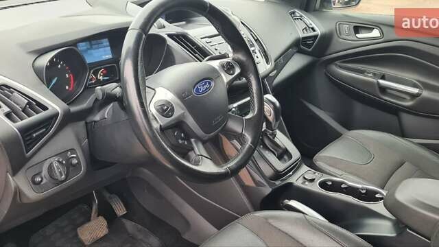 Серый Форд Куга, объемом двигателя 2 л и пробегом 197 тыс. км за 12950 $, фото 18 на Automoto.ua