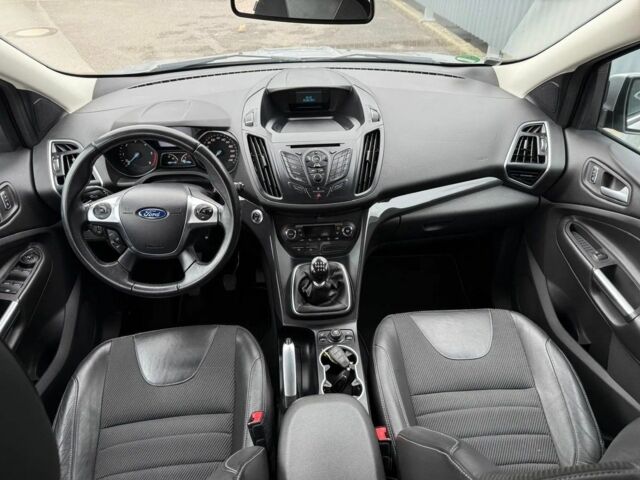 Форд Куга 2014 в Виннице на Automoto.ua Серый Форд Куга, объемом двигателя 2 л и пробегом 132 тыс. км за 8300 $, фото 16 на Automoto.ua