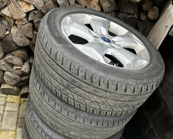 Серый Форд Куга, объемом двигателя 2 л и пробегом 219 тыс. км за 11750 $, фото 52 на Automoto.ua