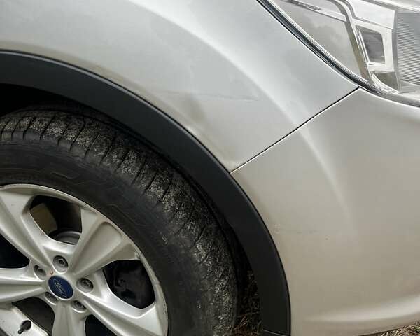 Форд Куга 2014 в Коростышеве на Automoto.ua Серый Форд Куга, объемом двигателя 2 л и пробегом 183 тыс. км за 13300 $, фото 10 на Automoto.ua