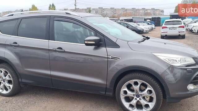 Серый Форд Куга, объемом двигателя 2 л и пробегом 197 тыс. км за 12950 $, фото 5 на Automoto.ua