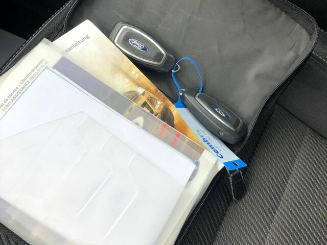 Серый Форд Куга, объемом двигателя 2 л и пробегом 142 тыс. км за 4313 $, фото 14 на Automoto.ua