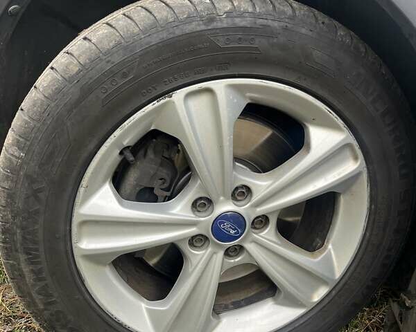 Форд Куга 2014 в Коростышеве на Automoto.ua Серый Форд Куга, объемом двигателя 2 л и пробегом 183 тыс. км за 13300 $, фото 11 на Automoto.ua