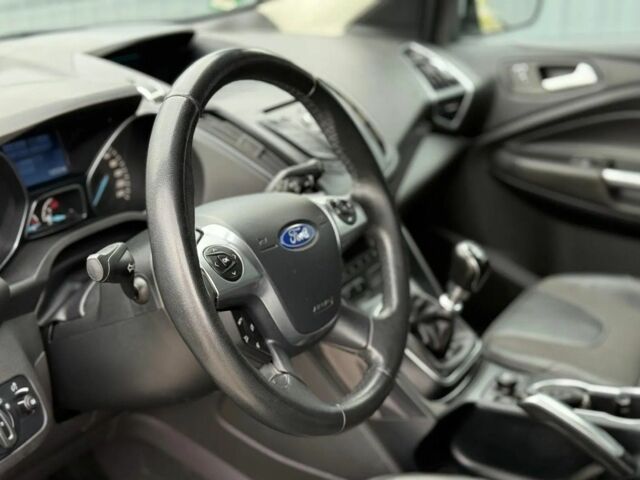 Форд Куга 2014 в Виннице на Automoto.ua Серый Форд Куга, объемом двигателя 2 л и пробегом 132 тыс. км за 8300 $, фото 20 на Automoto.ua