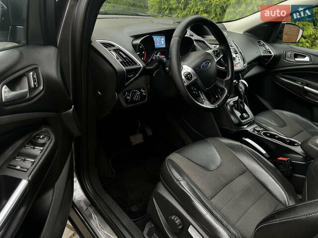 Серый Форд Куга, объемом двигателя 2 л и пробегом 219 тыс. км за 11750 $, фото 24 на Automoto.ua