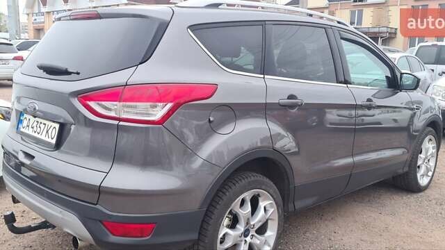 Серый Форд Куга, объемом двигателя 2 л и пробегом 197 тыс. км за 12950 $, фото 2 на Automoto.ua