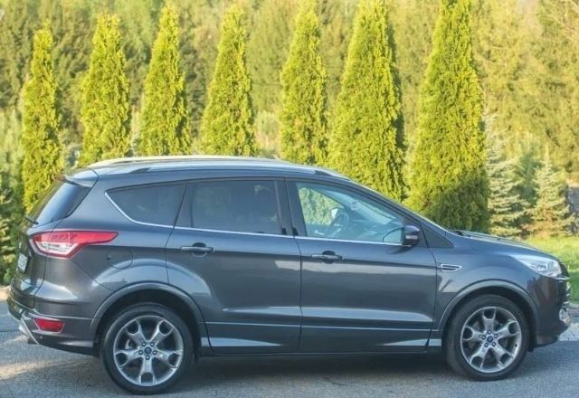 Серый Форд Куга, объемом двигателя 2 л и пробегом 170 тыс. км за 9100 $, фото 2 на Automoto.ua