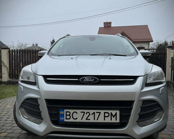 Сірий Форд Куга, об'ємом двигуна 2 л та пробігом 228 тис. км за 13950 $, фото 2 на Automoto.ua