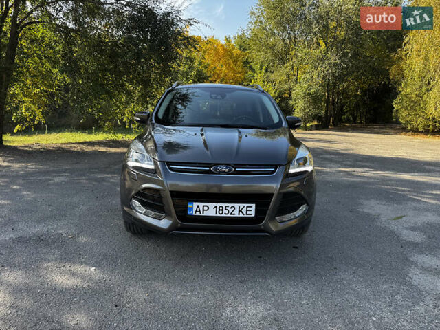 Серый Форд Куга, объемом двигателя 2 л и пробегом 117 тыс. км за 14800 $, фото 1 на Automoto.ua