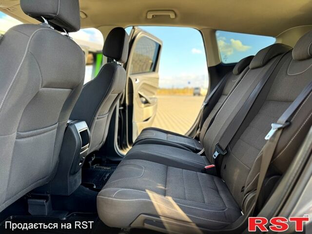 Серый Форд Куга, объемом двигателя 2 л и пробегом 174 тыс. км за 12500 $, фото 10 на Automoto.ua