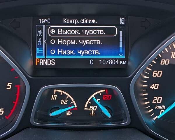 Сірий Форд Куга, об'ємом двигуна 2 л та пробігом 107 тис. км за 16300 $, фото 51 на Automoto.ua