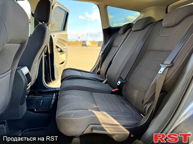 Серый Форд Куга, объемом двигателя 2 л и пробегом 174 тыс. км за 12500 $, фото 11 на Automoto.ua