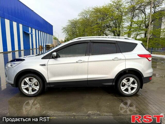 Серый Форд Куга, объемом двигателя 2 л и пробегом 192 тыс. км за 12500 $, фото 12 на Automoto.ua