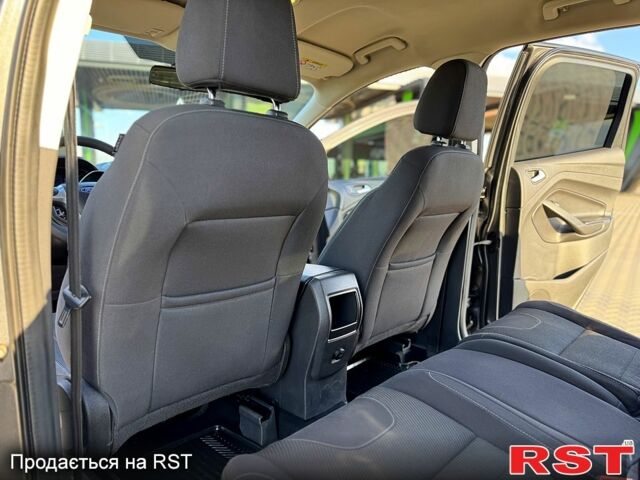 Серый Форд Куга, объемом двигателя 2 л и пробегом 174 тыс. км за 12500 $, фото 12 на Automoto.ua