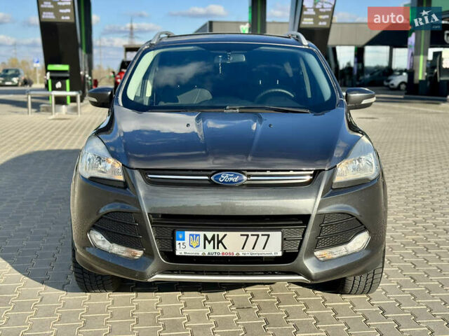 Форд Куга 2015 в Николаеве на Automoto.ua Серый Форд Куга, объемом двигателя 2 л и пробегом 174 тыс. км за 12900 $, фото 2 на Automoto.ua
