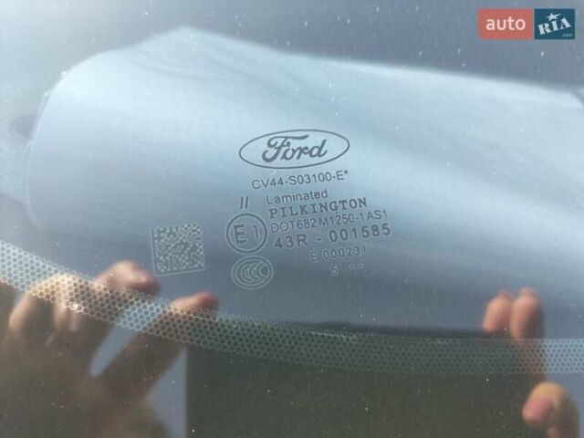 Серый Форд Куга, объемом двигателя 2 л и пробегом 107 тыс. км за 15000 $, фото 41 на Automoto.ua