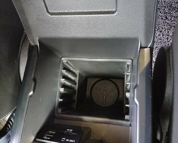 Серый Форд Куга, объемом двигателя 2 л и пробегом 107 тыс. км за 15000 $, фото 21 на Automoto.ua