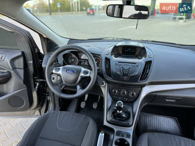 Форд Куга 2015 в Николаеве на Automoto.ua Серый Форд Куга, объемом двигателя 2 л и пробегом 174 тыс. км за 12900 $, фото 26 на Automoto.ua
