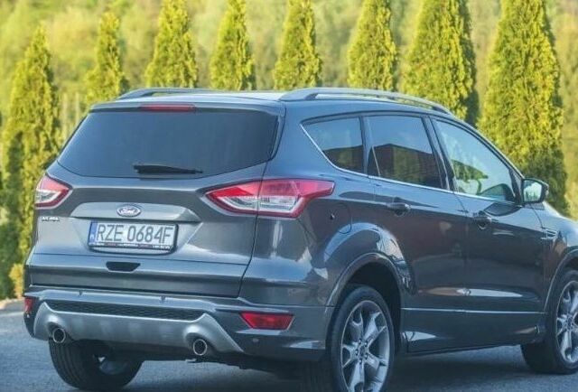 Серый Форд Куга, объемом двигателя 2 л и пробегом 170 тыс. км за 9100 $, фото 4 на Automoto.ua