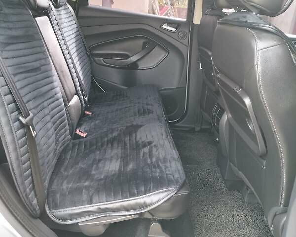 Серый Форд Куга, объемом двигателя 2 л и пробегом 107 тыс. км за 15000 $, фото 40 на Automoto.ua