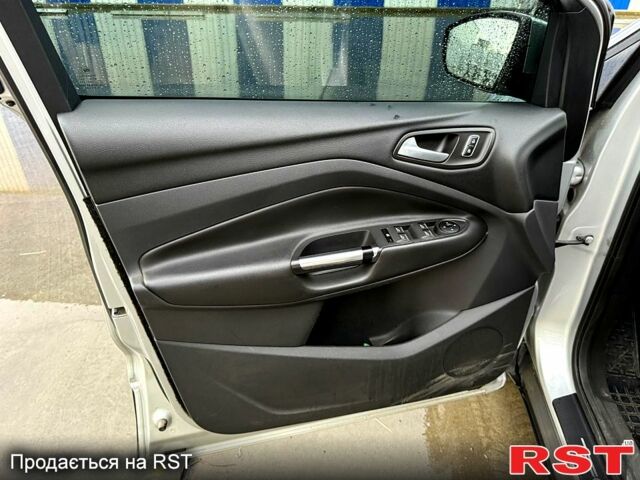 Серый Форд Куга, объемом двигателя 2 л и пробегом 192 тыс. км за 12500 $, фото 8 на Automoto.ua