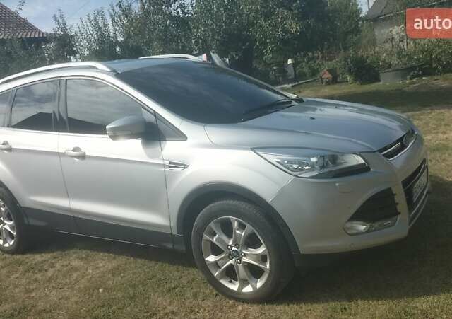 Серый Форд Куга, объемом двигателя 2 л и пробегом 107 тыс. км за 15000 $, фото 7 на Automoto.ua