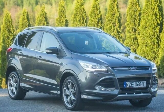 Серый Форд Куга, объемом двигателя 2 л и пробегом 170 тыс. км за 9100 $, фото 10 на Automoto.ua