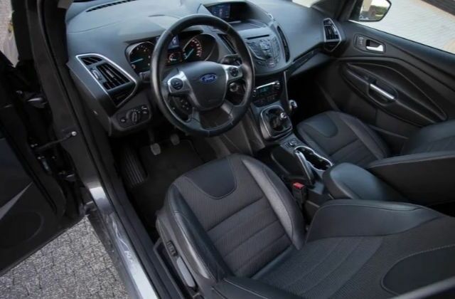 Серый Форд Куга, объемом двигателя 2 л и пробегом 170 тыс. км за 9100 $, фото 17 на Automoto.ua