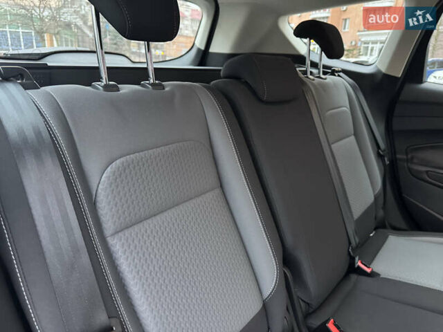Серый Форд Куга, объемом двигателя 1.5 л и пробегом 94 тыс. км за 12800 $, фото 24 на Automoto.ua