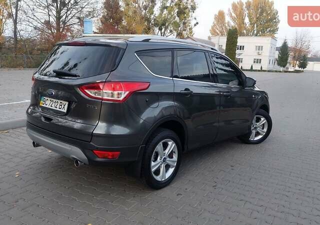 Сірий Форд Куга, об'ємом двигуна 2 л та пробігом 130 тис. км за 15500 $, фото 88 на Automoto.ua