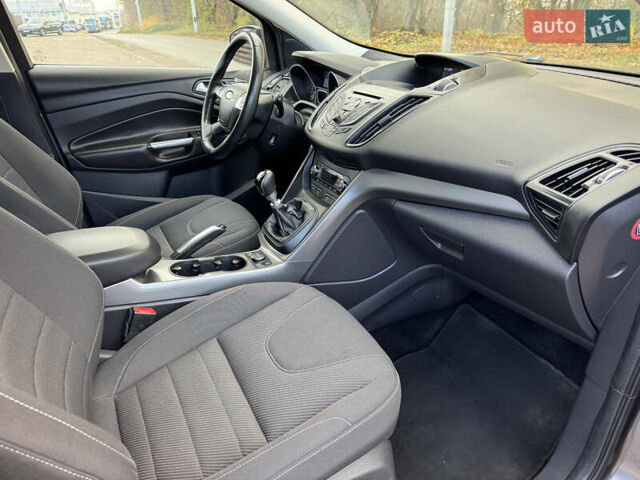 Сірий Форд Куга, об'ємом двигуна 1.5 л та пробігом 180 тис. км за 11300 $, фото 20 на Automoto.ua