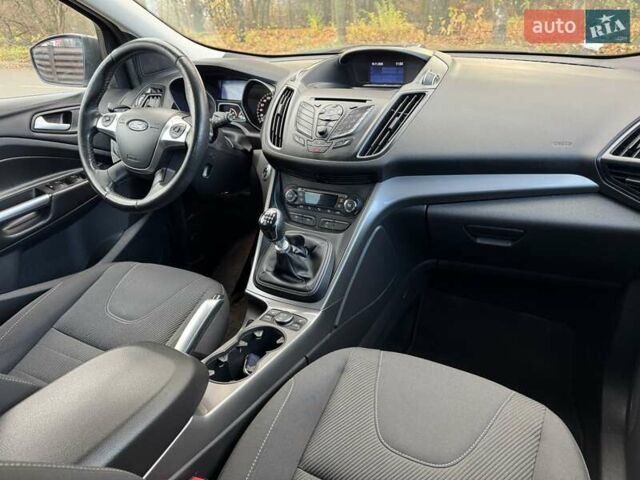 Серый Форд Куга, объемом двигателя 1.5 л и пробегом 180 тыс. км за 11800 $, фото 23 на Automoto.ua