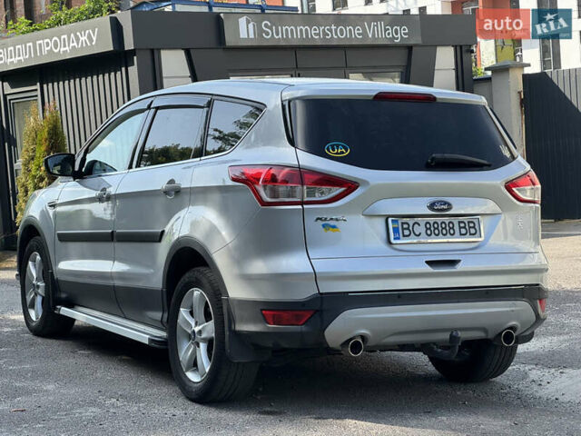 Сірий Форд Куга, об'ємом двигуна 2 л та пробігом 107 тис. км за 18000 $, фото 14 на Automoto.ua