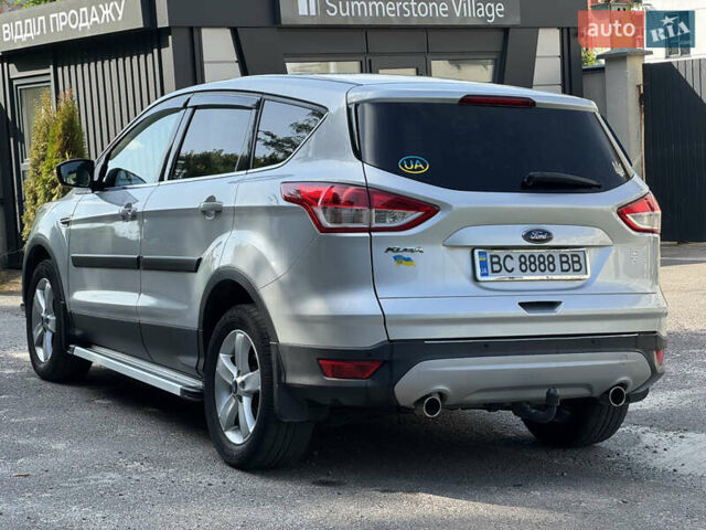 Сірий Форд Куга, об'ємом двигуна 2 л та пробігом 107 тис. км за 18000 $, фото 15 на Automoto.ua