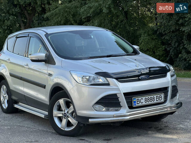 Форд Куга 2016 в Львове на Automoto.ua Серый Форд Куга, объемом двигателя 2 л и пробегом 186 тыс. км за 15999 $, фото 9 на Automoto.ua