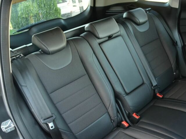 Форд Куга 2016 в Белой Церкве на Automoto.ua Серый Форд Куга, объемом двигателя 2 л и пробегом 185 тыс. км за 8500 $, фото 18 на Automoto.ua