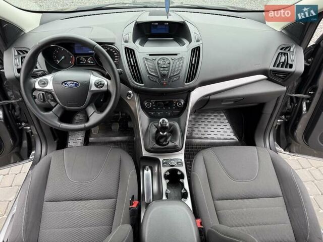 Серый Форд Куга, объемом двигателя 2 л и пробегом 130 тыс. км за 14800 $, фото 27 на Automoto.ua