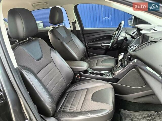 Серый Форд Куга, объемом двигателя 2 л и пробегом 140 тыс. км за 16500 $, фото 41 на Automoto.ua