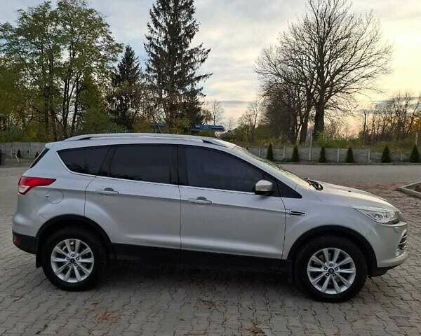 Серый Форд Куга, объемом двигателя 2 л и пробегом 202 тыс. км за 16400 $, фото 2 на Automoto.ua