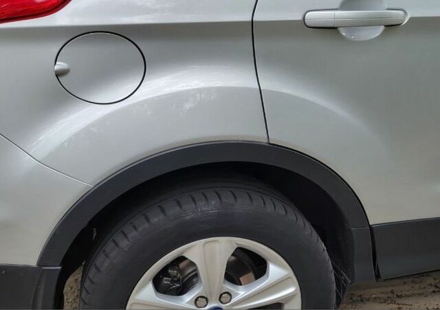 Серый Форд Куга, объемом двигателя 2 л и пробегом 189 тыс. км за 12850 $, фото 8 на Automoto.ua